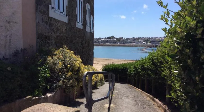 Hôtel de la Mer - Image 1