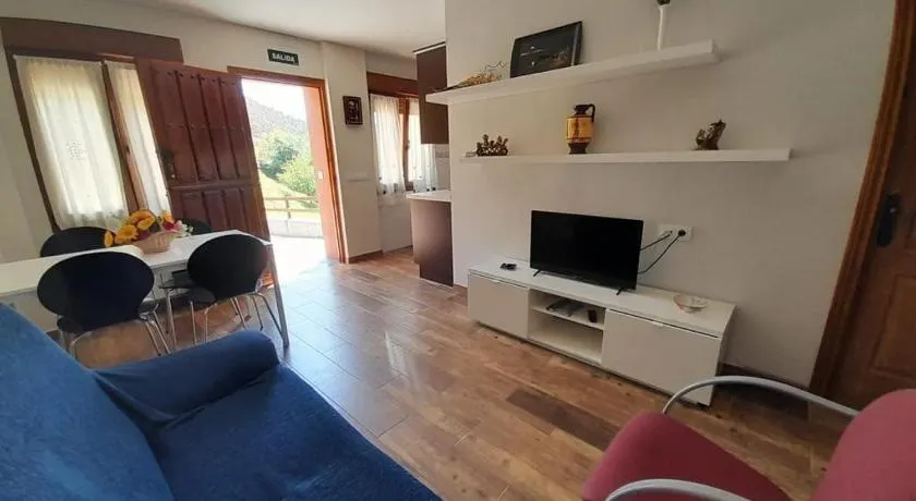 Apartamentos Miravalles A - Image 1