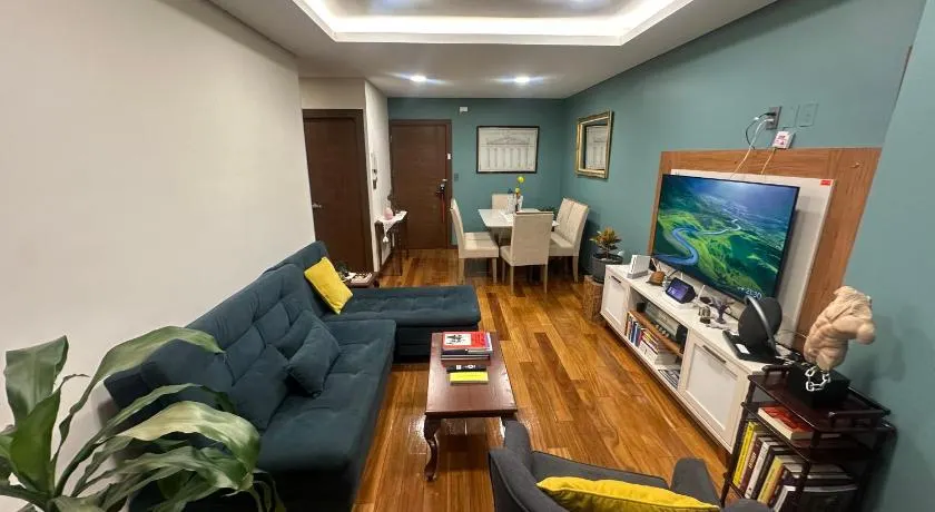 Luxury one bedroom apartment, high amenities - Image 1