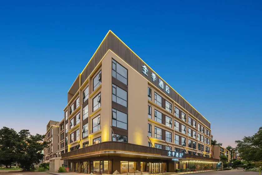 Ji Hotel Haikou Meilan International Airport - Image 1