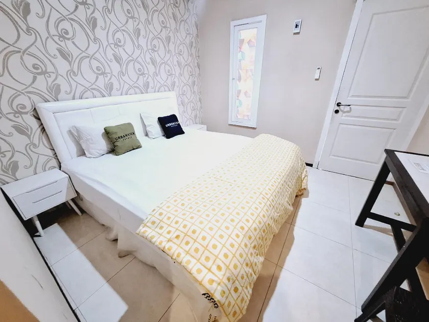 Urbanview Roemah Tanjung Blitar - Image 1