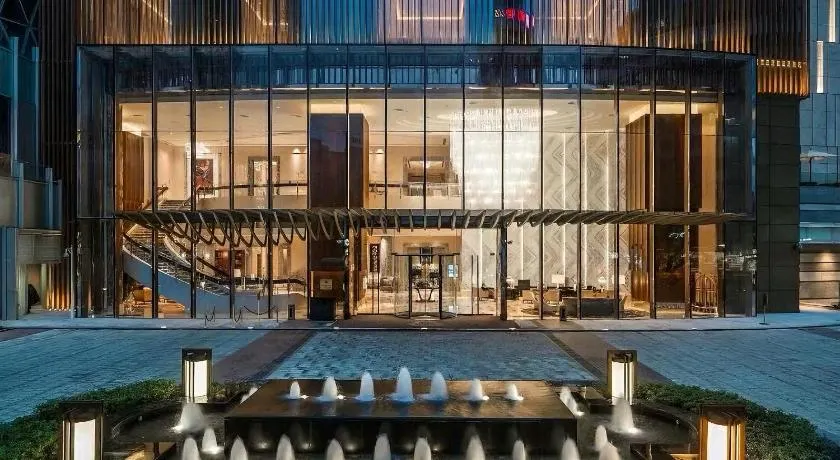 Yun Xiaoxi High-Altitude Suite Hotel - Image 1