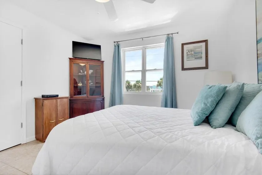Moon Tide Cottage - Image 1