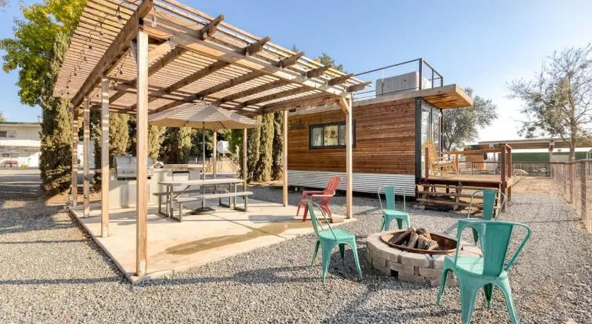Tiny Cargo Home South - Image 1