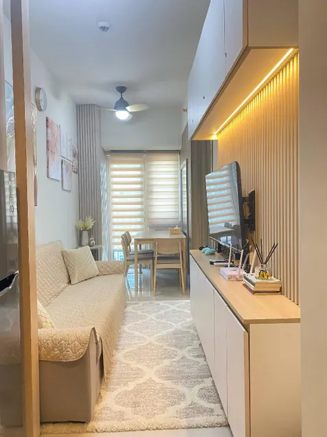 Condo in Pasay - Image 1