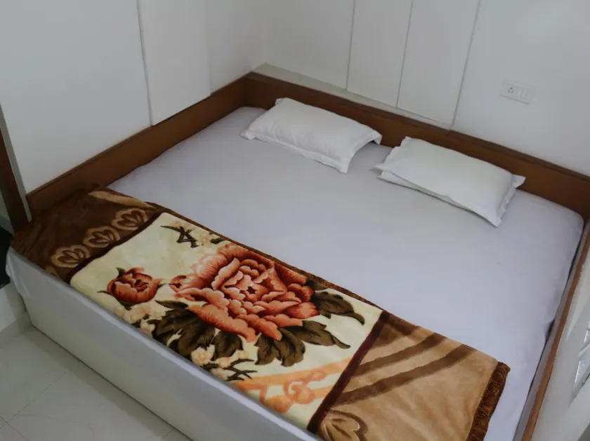 Mount Abu Luxury Apartment - Image 1