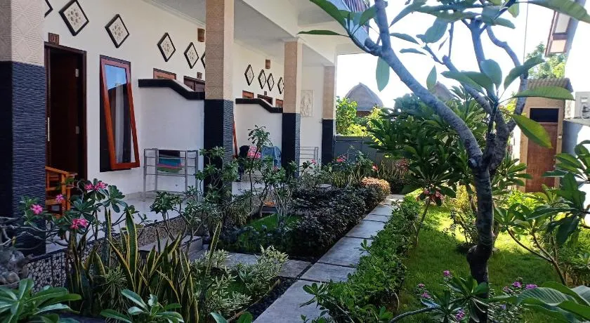Dwiki Putra Home Stay - Image 1