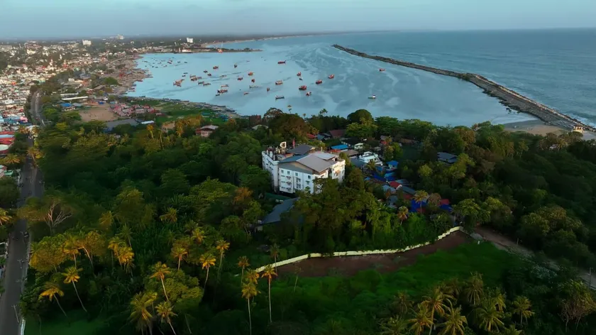 D Fort Hotel Kollam - Image 1