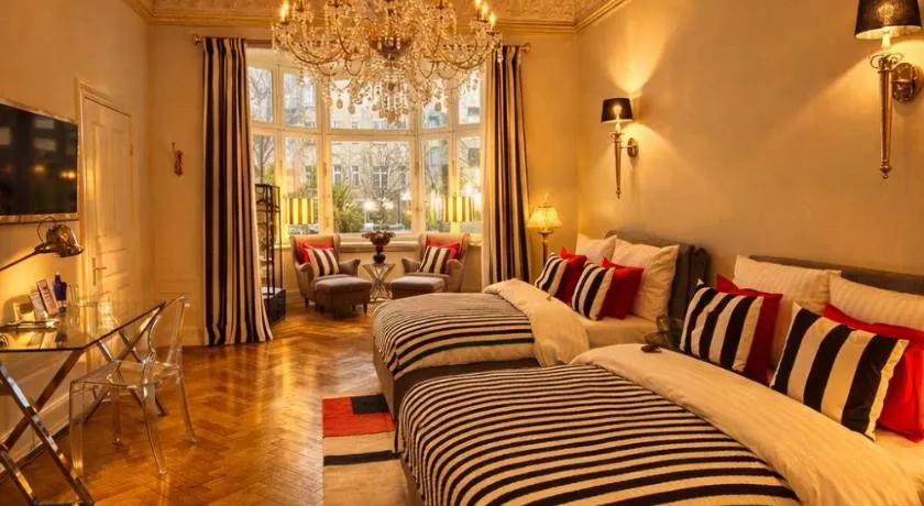 Sleephotels Alsterroom - Image 1