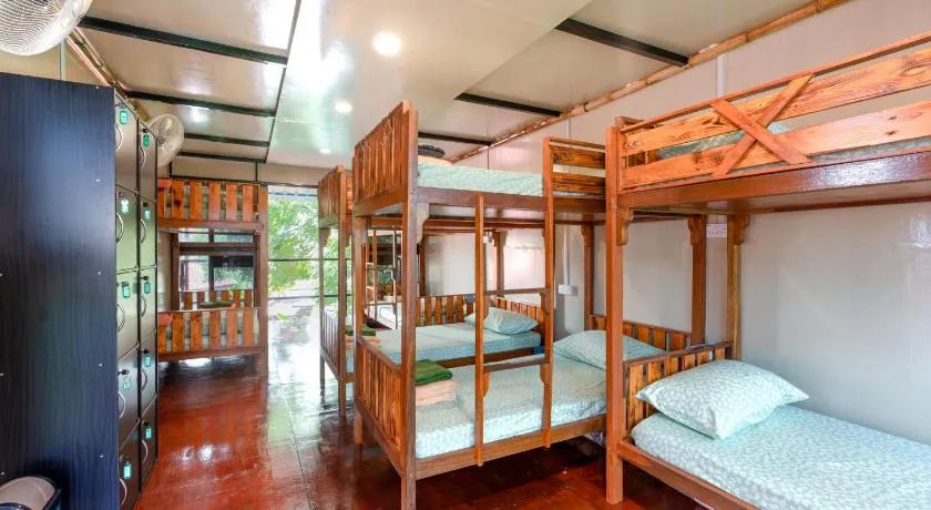 Bunga Hostel Female Dorm - Image 1