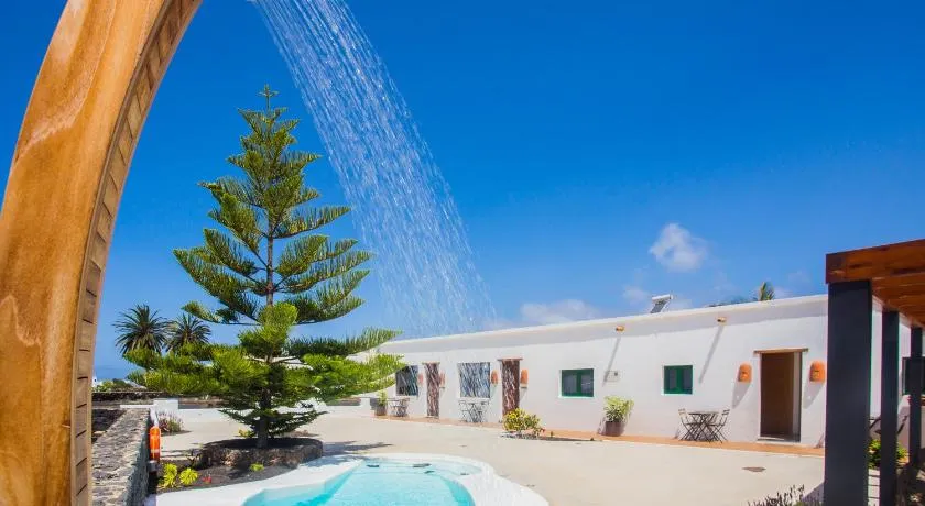 Casa Volcán y Mar - Image 1