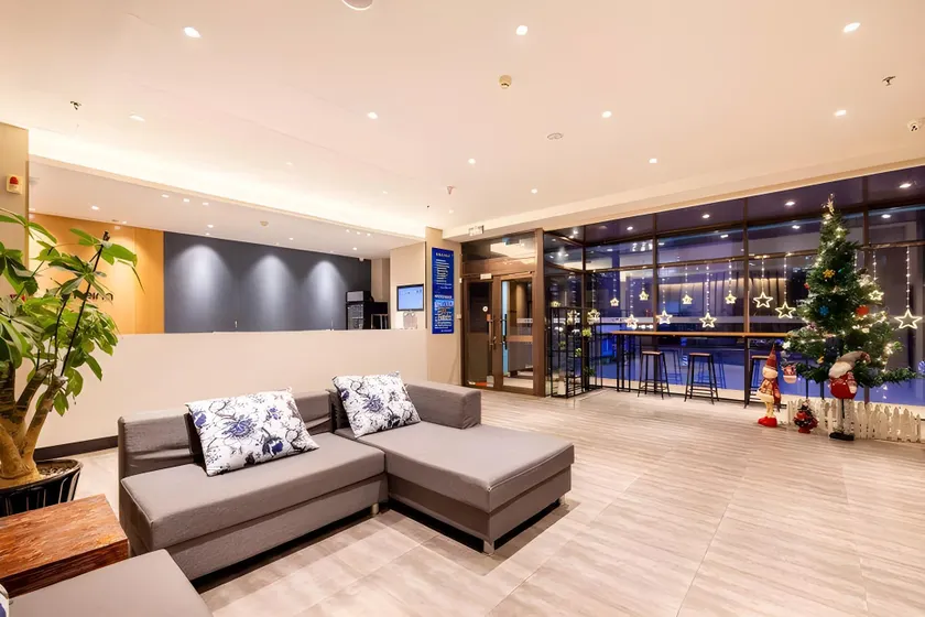 Home Inn Shenyang IKEA Tiexi North 2nd Road Metro Station - Image 1