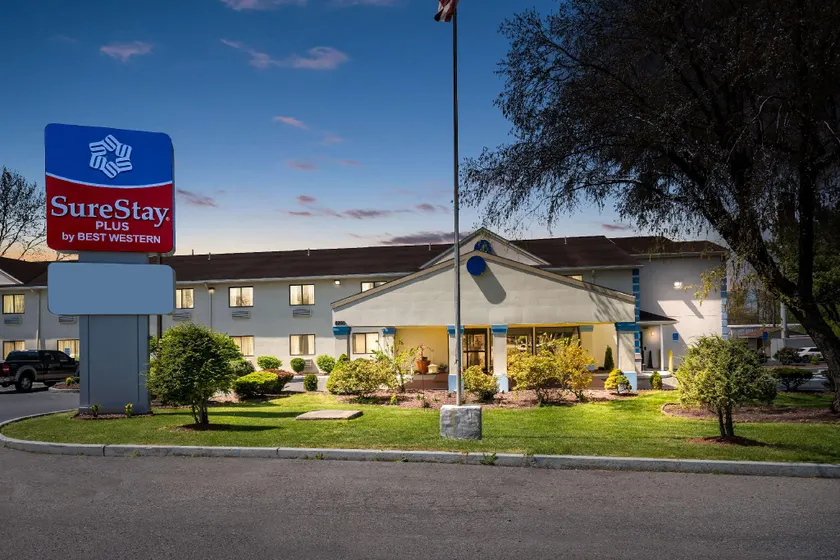 SureStay Plus by Best Western Reading North - Image 1
