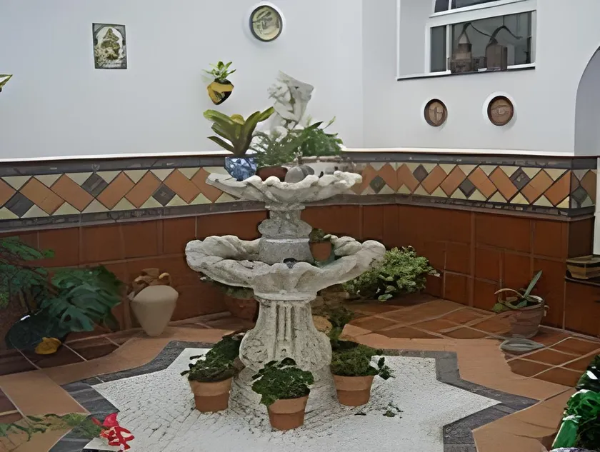 Apartamentos El Barrio - Image 1