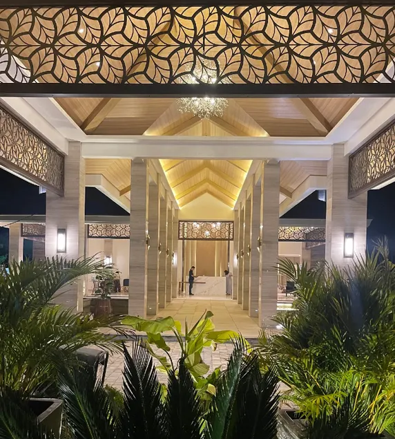 Jamins Hotel - Image 1