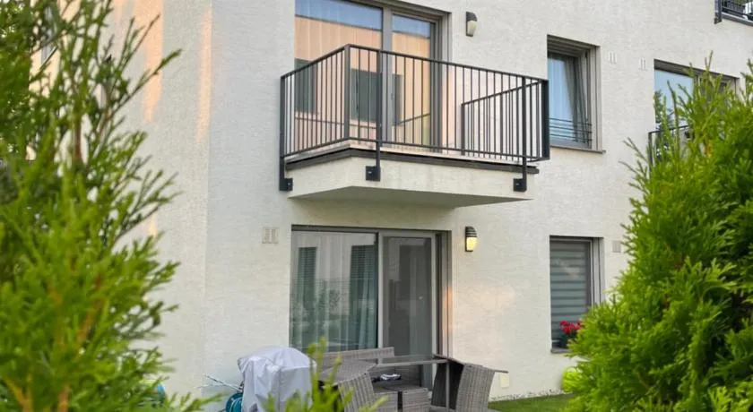Green Resort Apartment - Image 1