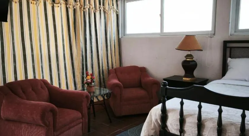 Nirvana 2, Habitación doble con todos sus servicios - Image 1