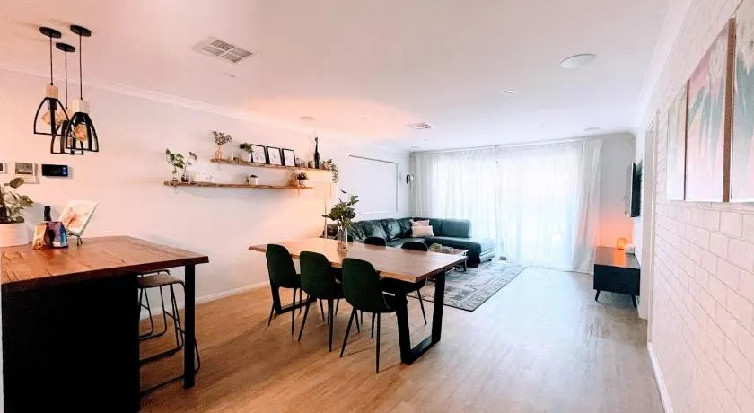 Luxe Family Retreat! Pool, Sauna, Playground, Netflix, Disney Plus - Image 1