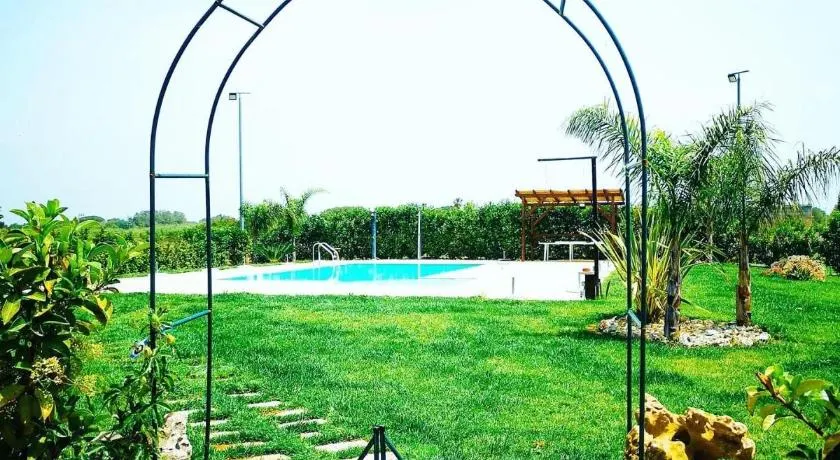 A Lu Fanizza - Image 1