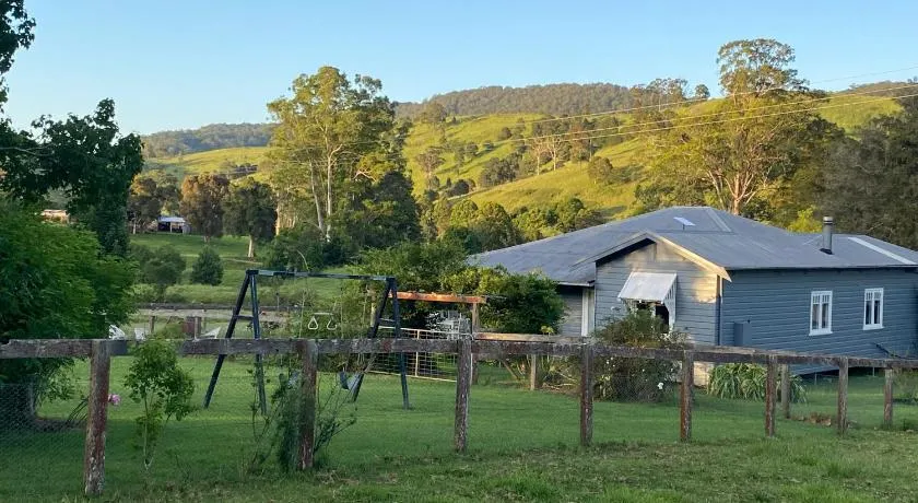 Little Farmhouse Near The Dairy - Image 1