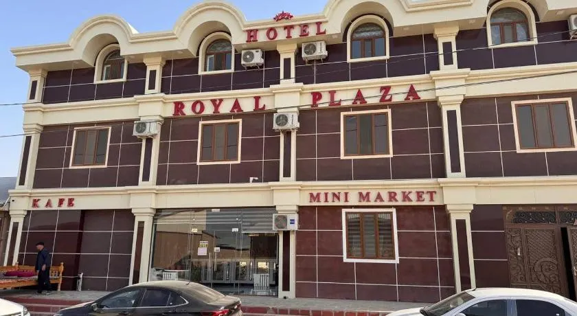 Hostel ROYAL PLAZA - Image 1
