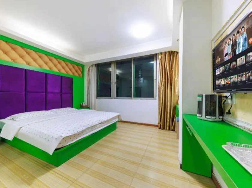 Wei8 Hotel - Image 1