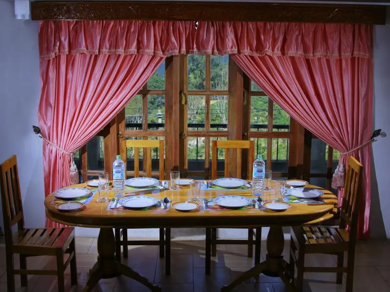 Awinco Rest Inn - Image 1