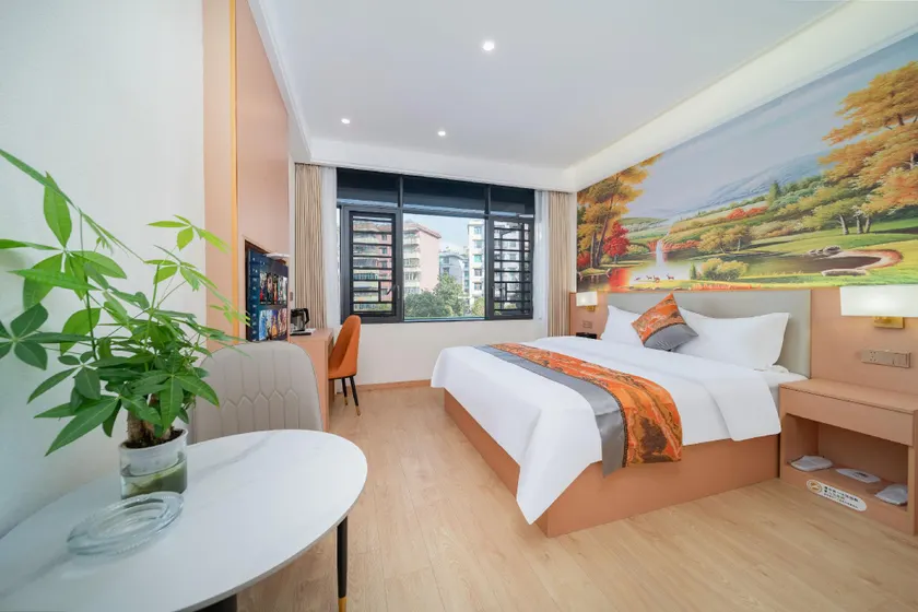Quanfang Hotel - Image 1