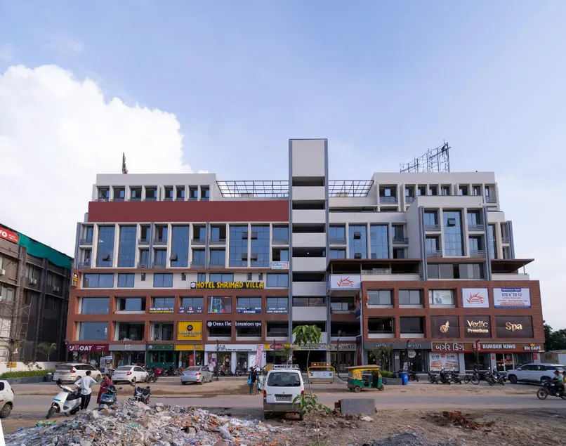 Hotel Shrimad Villa Gandhinagar - Image 1