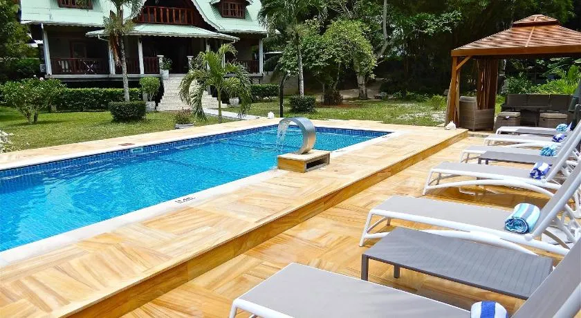 Villa Pasyon - Image 1