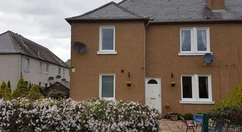 Spacious 2 double bedrooms house for a relaxing stay. - Image 1