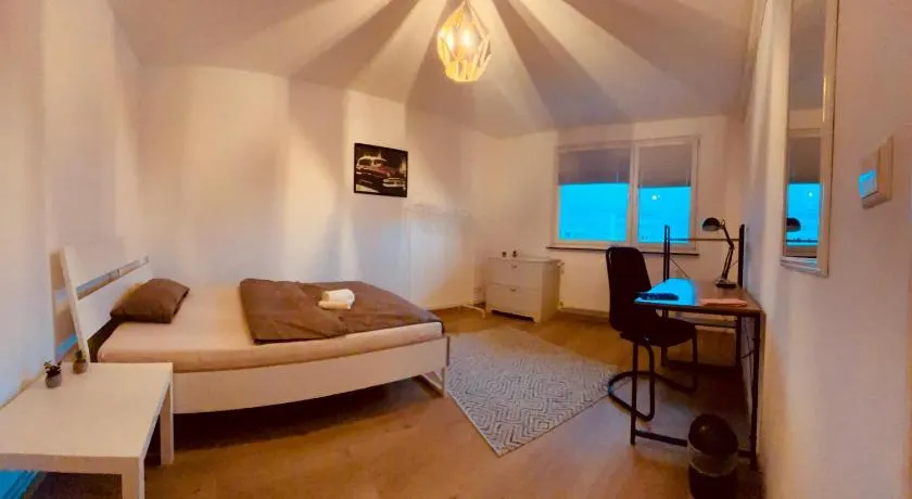 Privatzimmer in WG ähnlicher Wohnung nahe VW, City - WLAN & Parkplatz - CityStay Wolfsburg - Bulli - Image 1