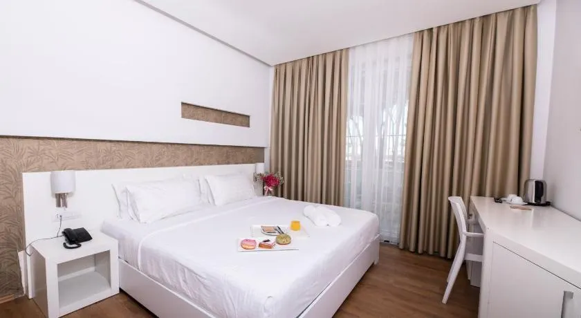 Prestige Resort - Image 1