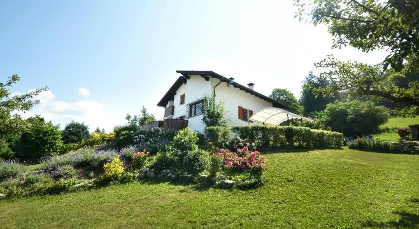 B&B Claudia - Image 1