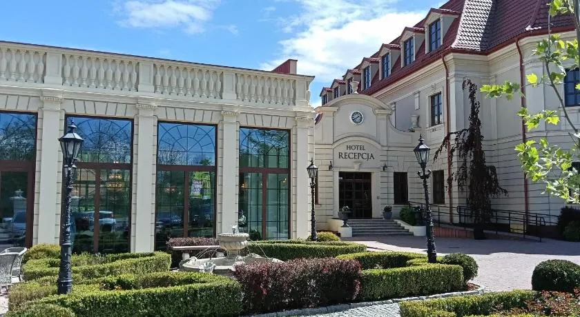 Hotel Jarosław - Image 1