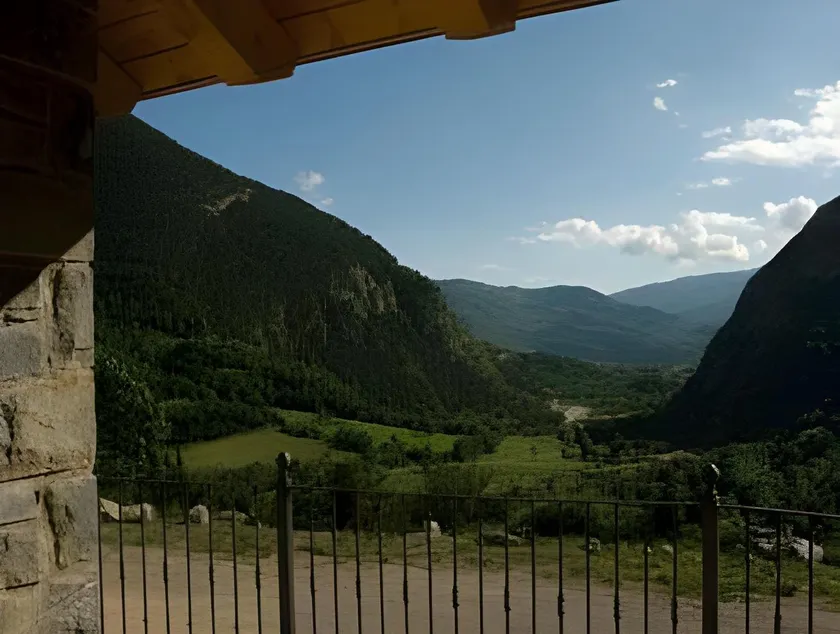 Hostal Parque Natural - Image 1