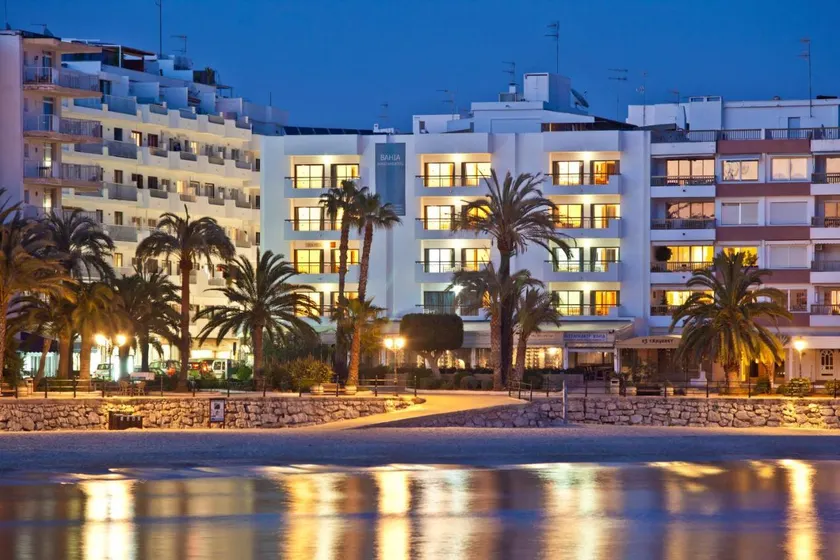 Apartamentos Bahia - Image 1