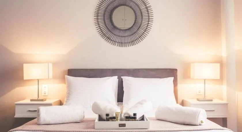 Teatro Deluxe Rooms - Image 1