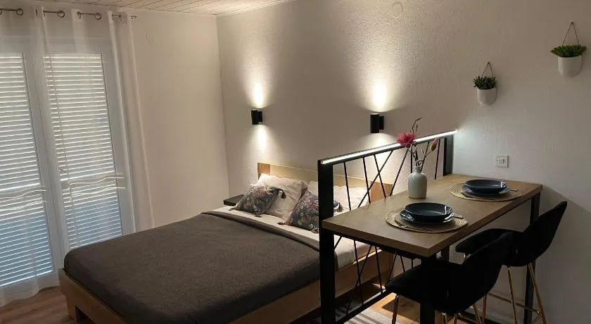 Apartment Bagaric - Image 1