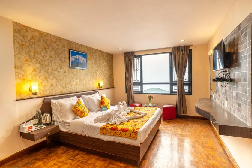Muscatel Fairmount 100 Mts from Mall Road - Image 1