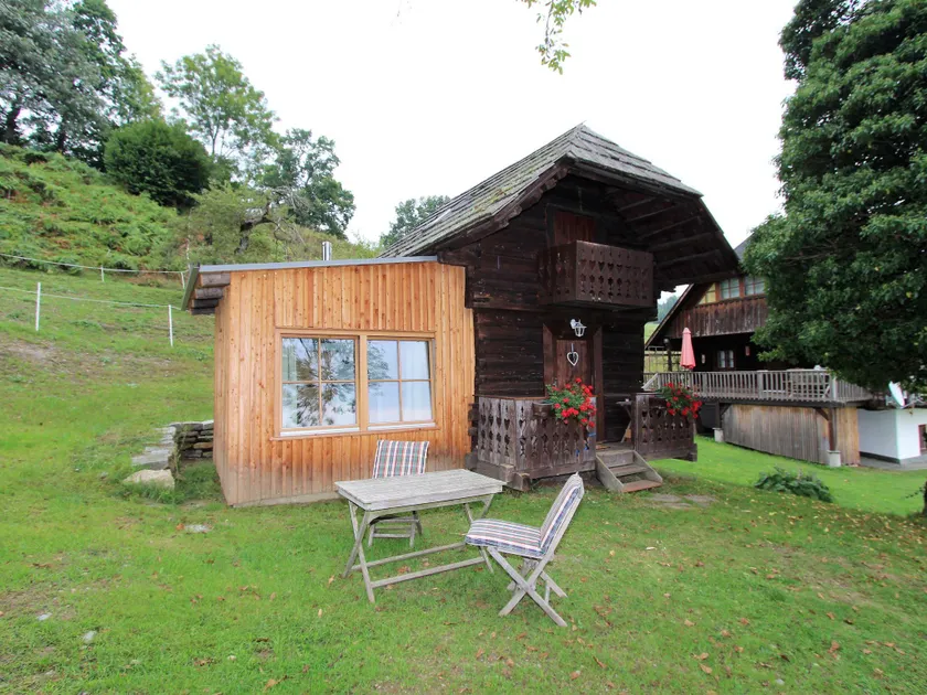 Cozy Holiday Home in Leibenfels with Barbecue - Image 1