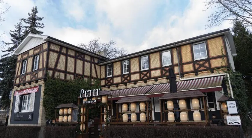 Petit Wannsee GmbH - Image 1