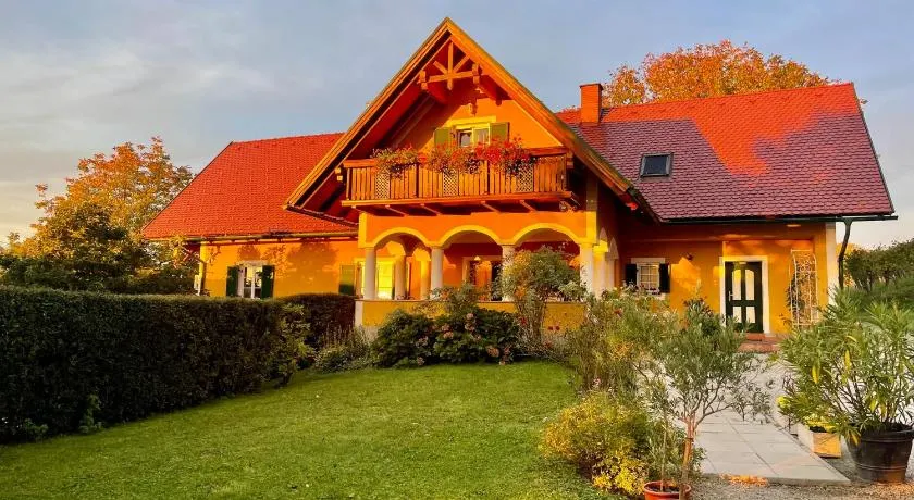 Weingut - Ferienhaus Sonja Rohrbacher - Image 1