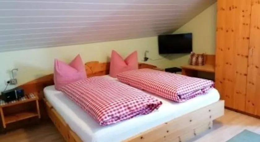 Ferienhof Hefele Zimmer Alpsee mit KönigsCard - Image 1