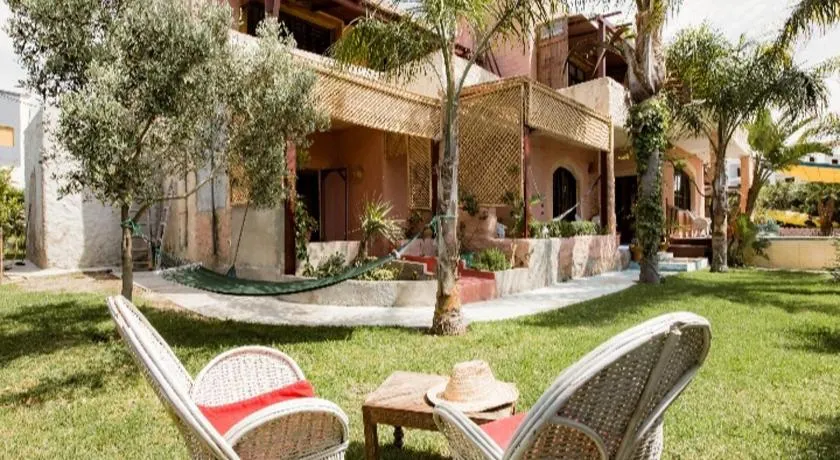 Hajrienne guest house - Image 1