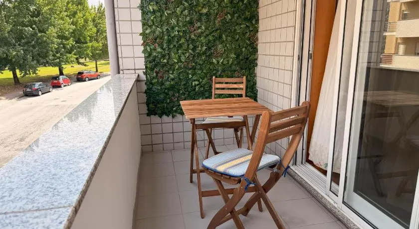 Cozy and Quiet Apartment near the Center - Image 1