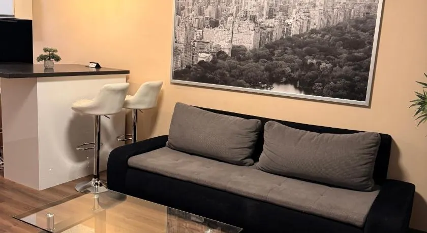 City Center - Corvin Royal Apartments - Image 1