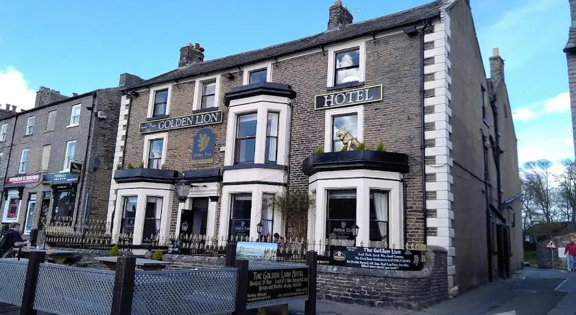 The Golden Lion Hotel - Image 1