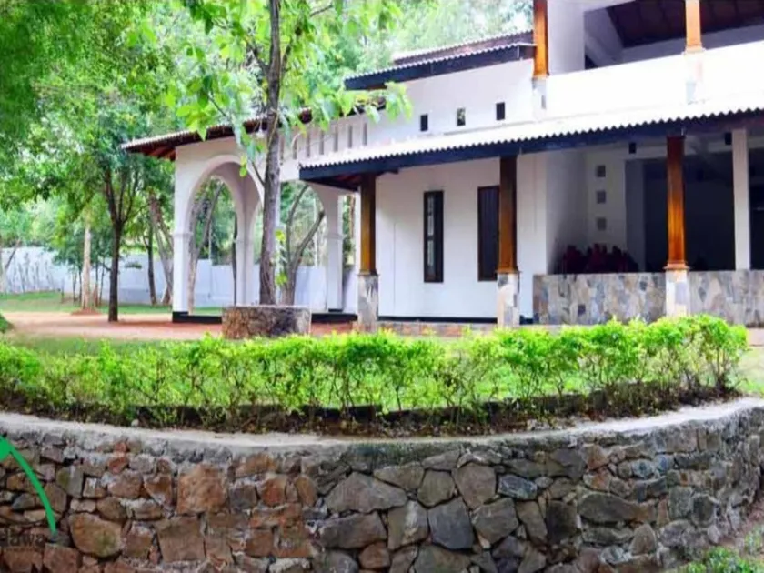 Grand Kalundawa Resort - Image 1