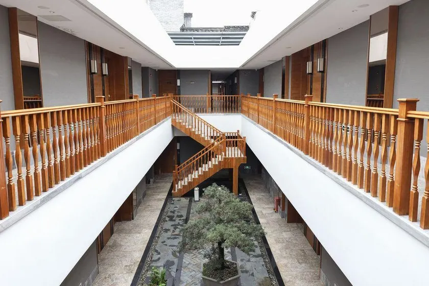 Huazhushan Hotel - Image 1